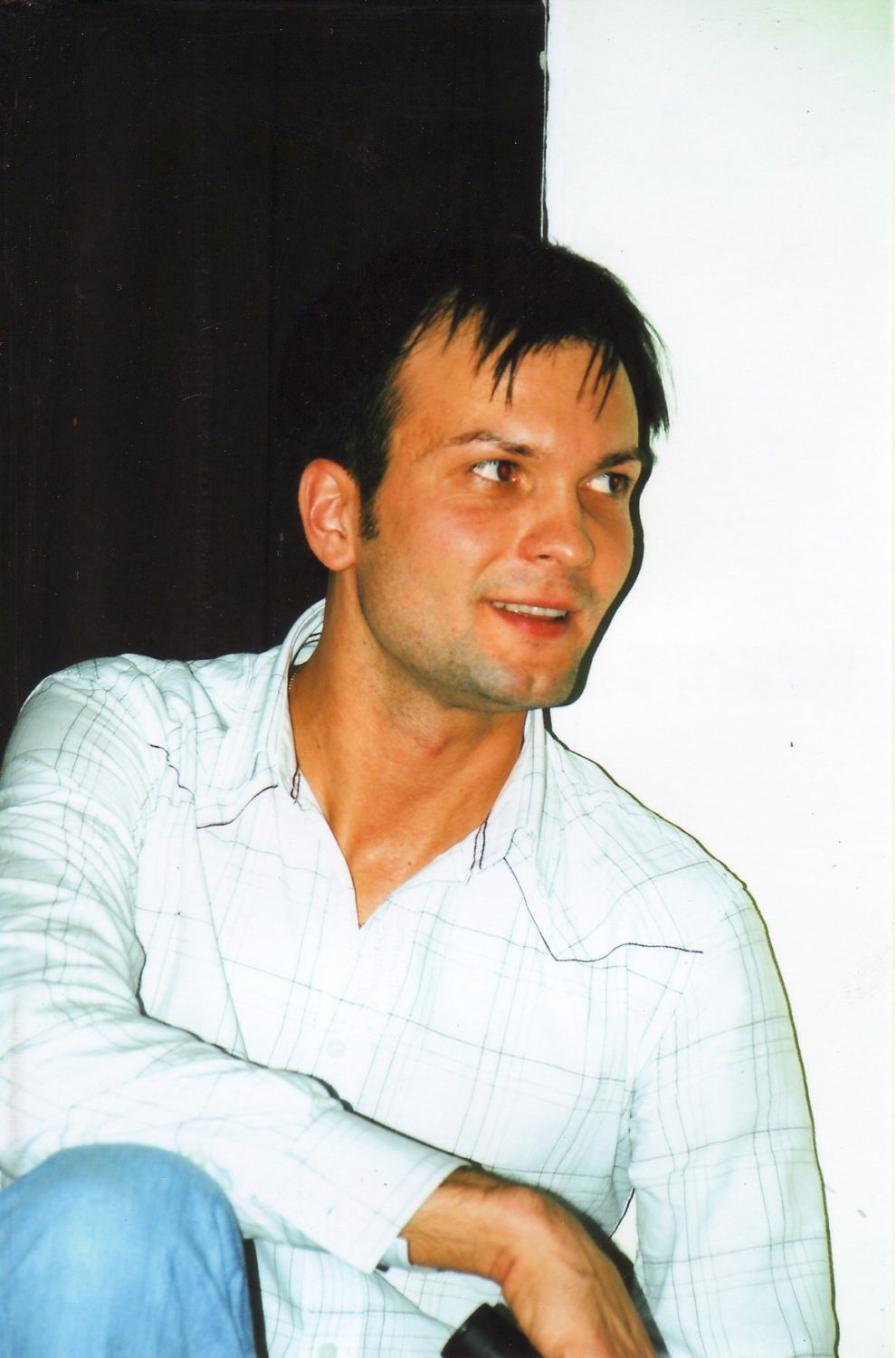 attēlā Aleksandrs Aļošins