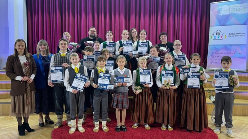 Stāstnieku konkursa “Teci, teci, valodiņa” pusfinālā piedalās 15 Saldus novada stāstnieki